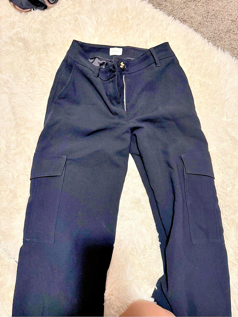Wilfred Bridger Cargo Pant in Black